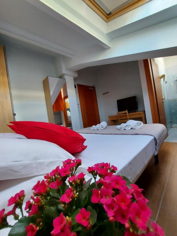Hotel Senza Pensieri Riccione Exterior photo