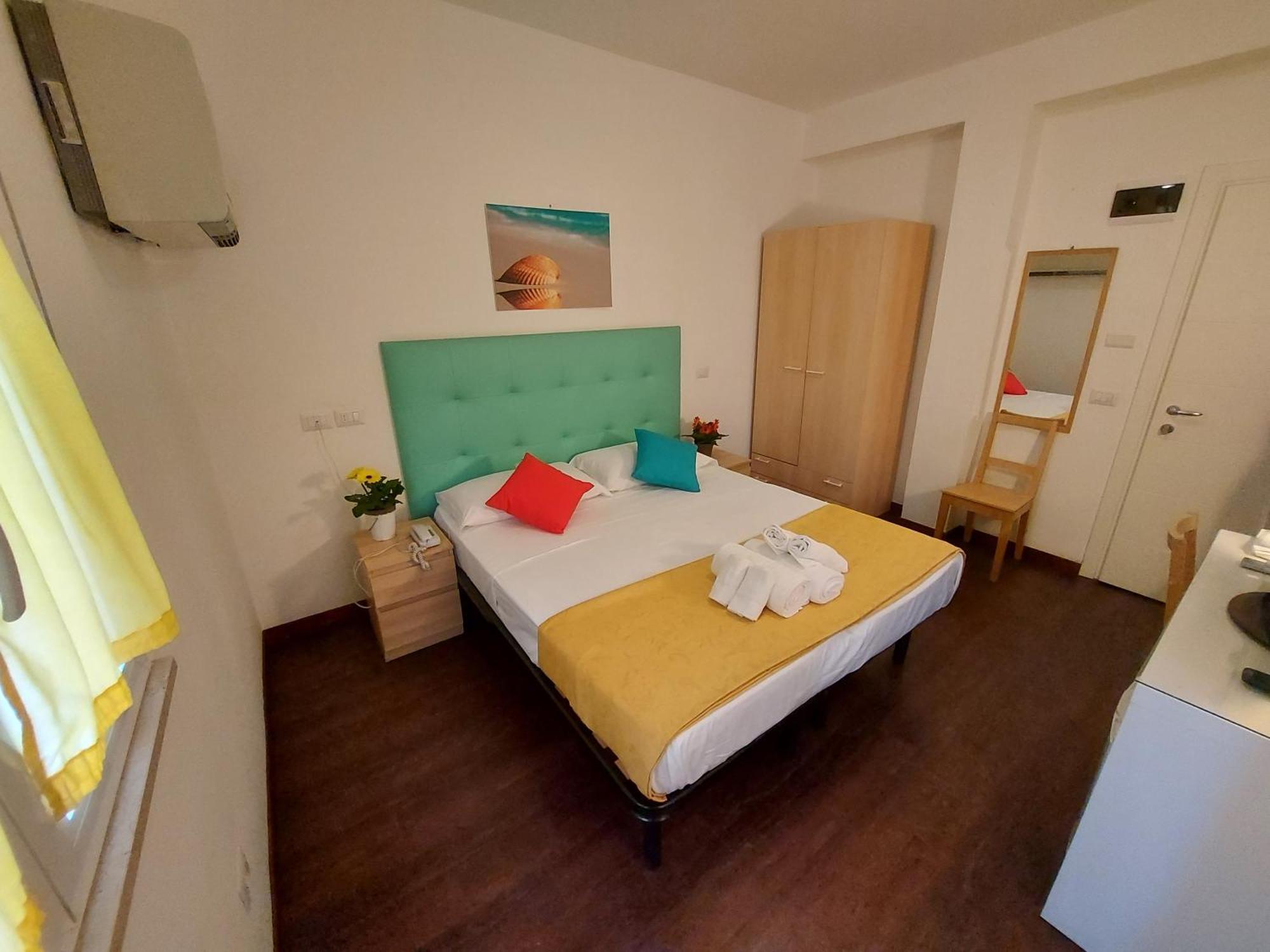 Hotel Senza Pensieri Riccione Room photo